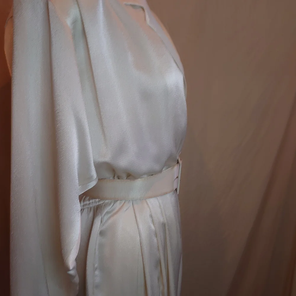 Liz Claiborne Cream Jumpsuit - Picture 3 of 6